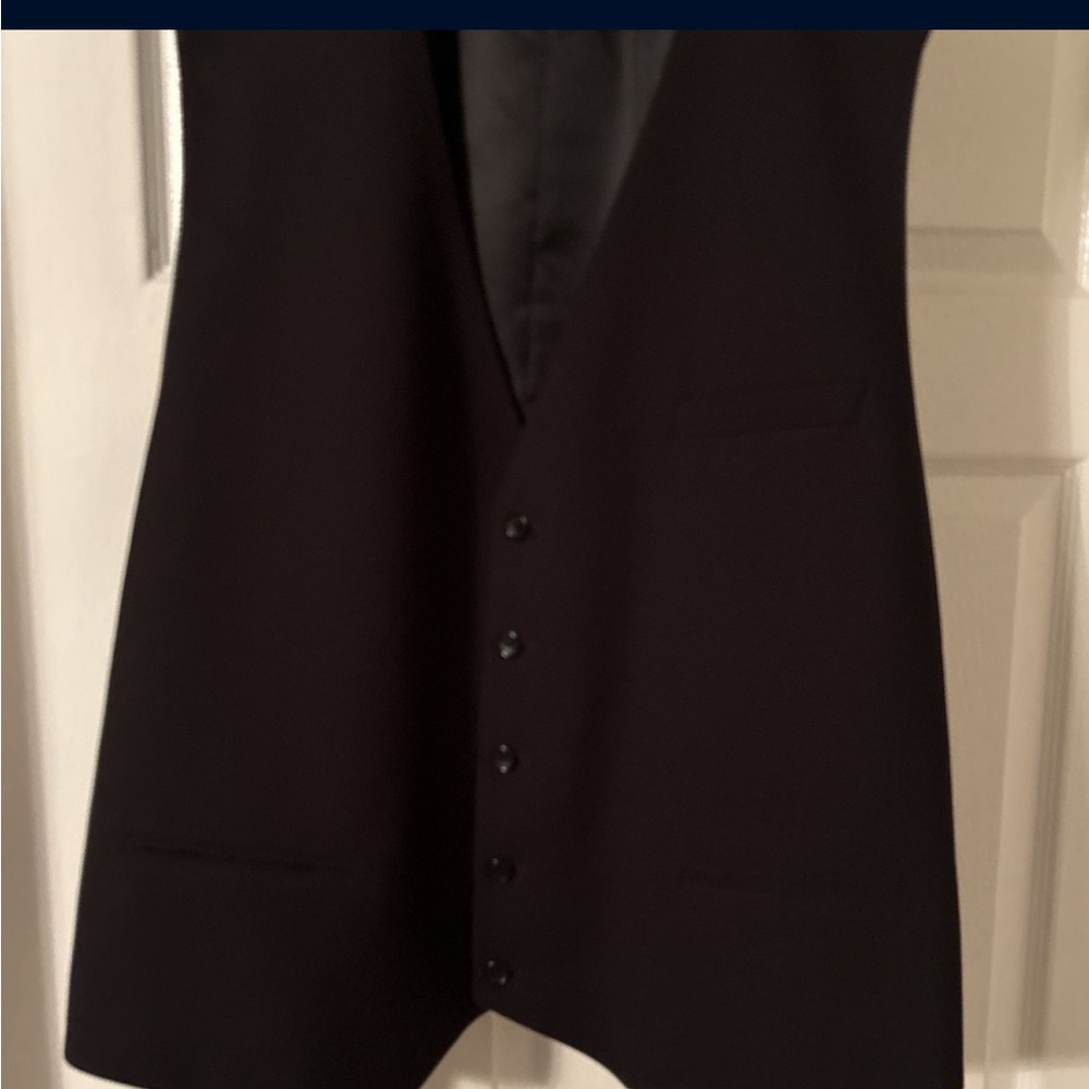 Men’s Warehouse Kenneth Cole Awareness Suit Set, Black - Picture 4 of 11